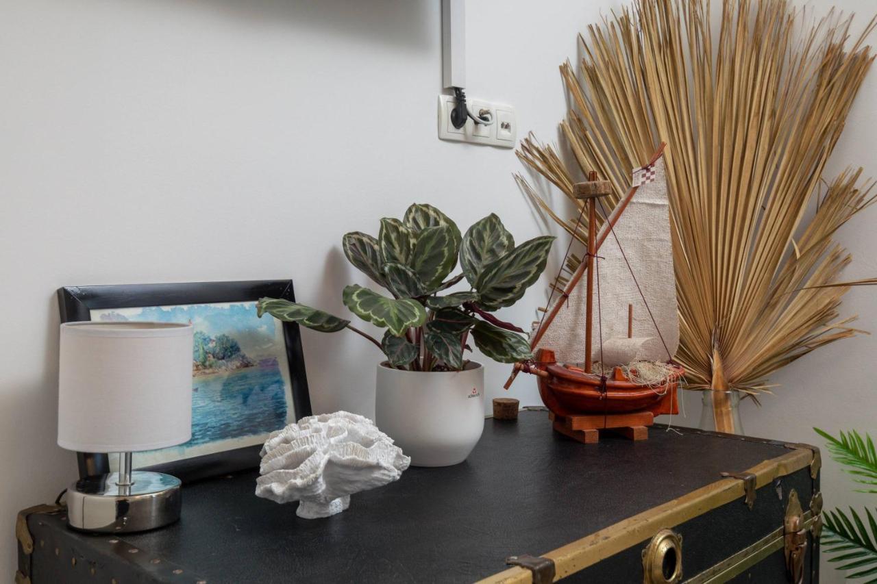 Apartments Valentina โบล ภายนอก รูปภาพ