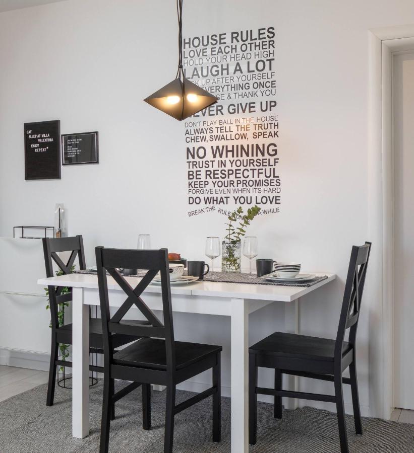 Apartments Valentina โบล ภายนอก รูปภาพ