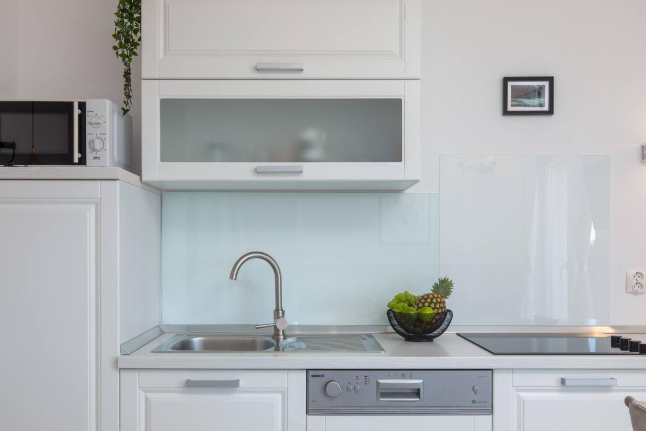 Apartments Valentina โบล ภายนอก รูปภาพ