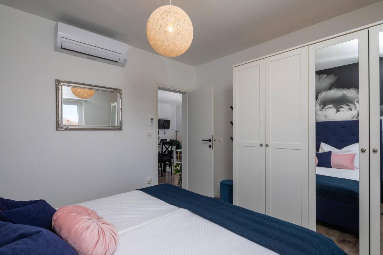 Apartments Valentina โบล ภายนอก รูปภาพ
